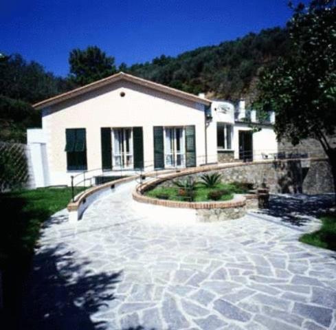 Hotel Il Saraceno Volastra Exterior photo